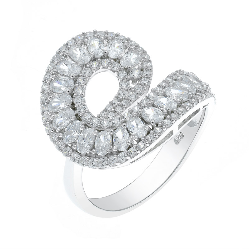 twist ring with white CZ