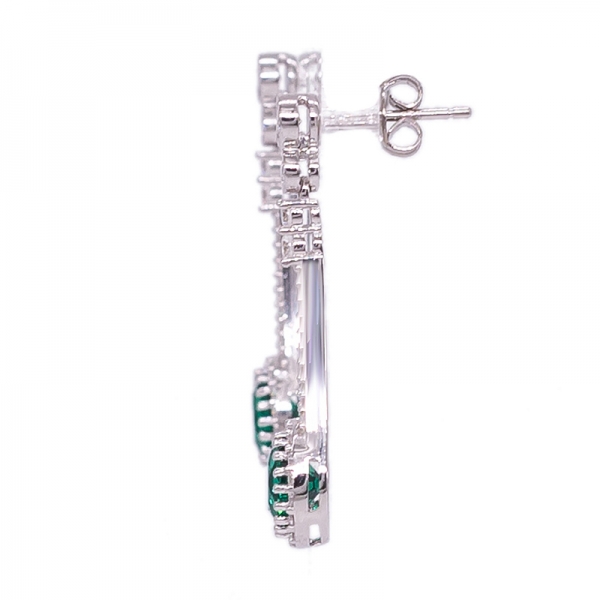 Boucles d'oreilles en argent dames populaires serties de nano vert 