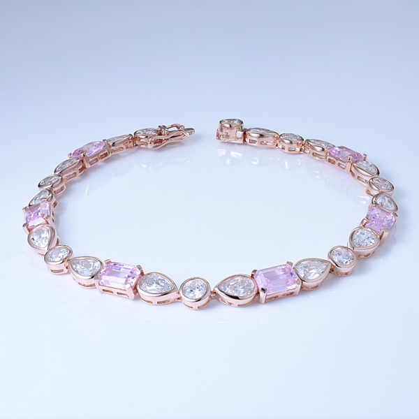 diamant rose taille émeraude simulant des bracelets à manchette en or rose 18 carats sur bracelets en argent sterling 