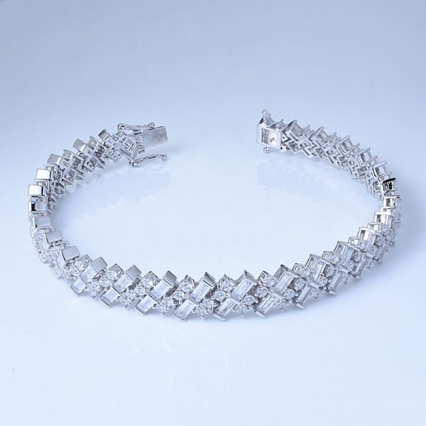Bracelet manchette en argent sterling rhodié sur quartz "diamant" taille baguette 