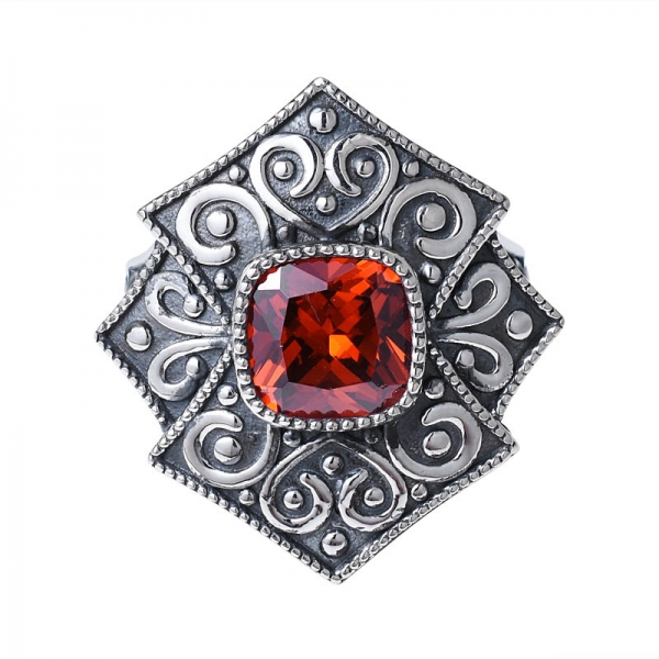 Créée artisanale noire en coussin de pierres précieuses rubis sur bague en argent sterling 