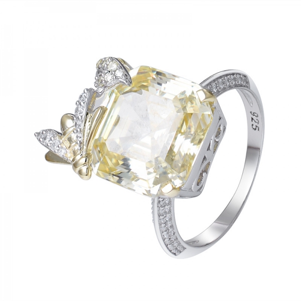 laboratoire a créé le diamant jaune Asscher Couper 2 ton sur la bague de fiançailles en argent sterling 