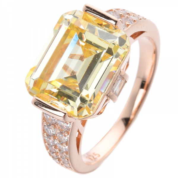 Bague princesse en argent sterling 925 créée avec un diamant jaune et un zircon jaune 