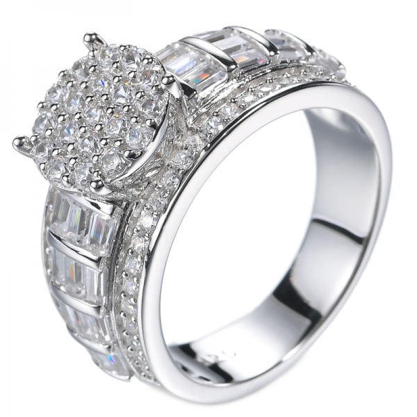 Bague de mariée ronde en argent sterling 925 avec halo de diamants CZ blancs
 