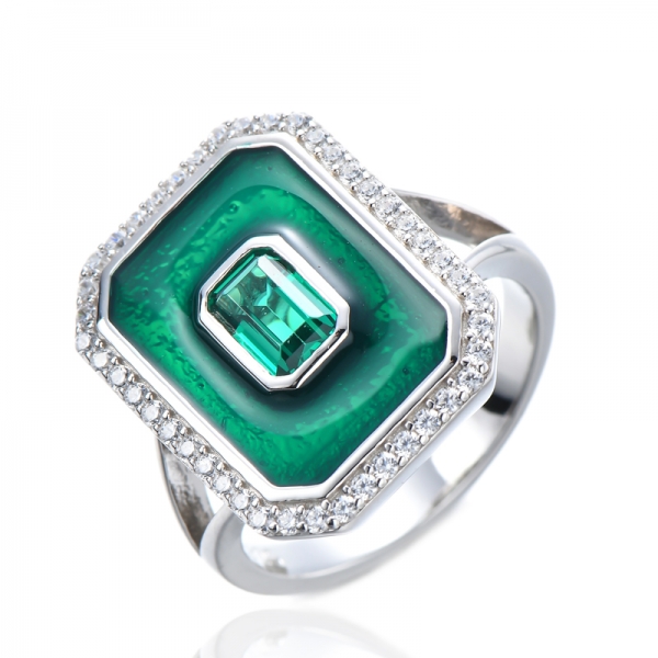 Bague de fiançailles pour femme en émail vert avec diamant cubique et émeraude créée 