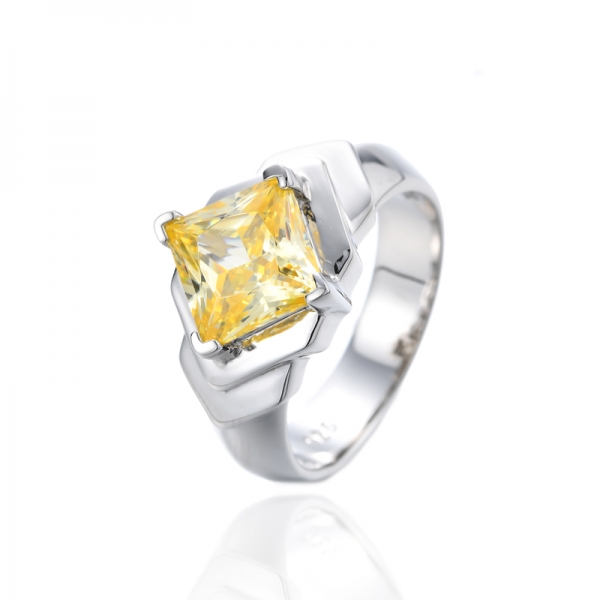 Bague solitaire carrée en argent rhodié et zircon cubique jaune 