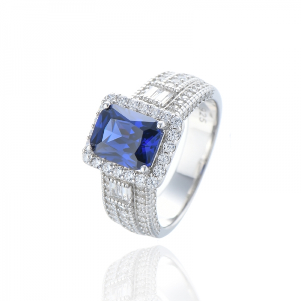 Bague octogonale en argent rhodié avec tanzanite et zircon cubique blanc 