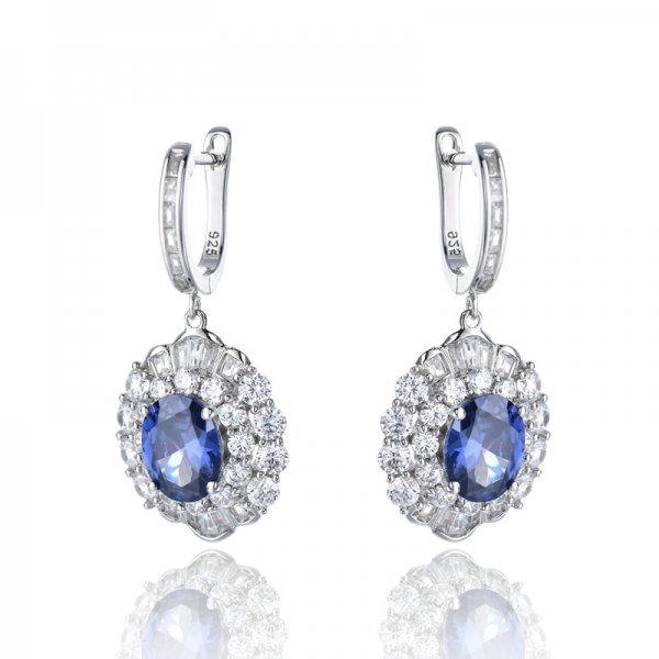 Boucle d'oreille en argent rhodié avec tanzanite et zircon cubique blanc de forme ovale 