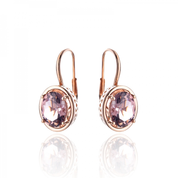 Boucle d'oreille en argent Morganite Nano de forme ovale avec placage Rose Glod 