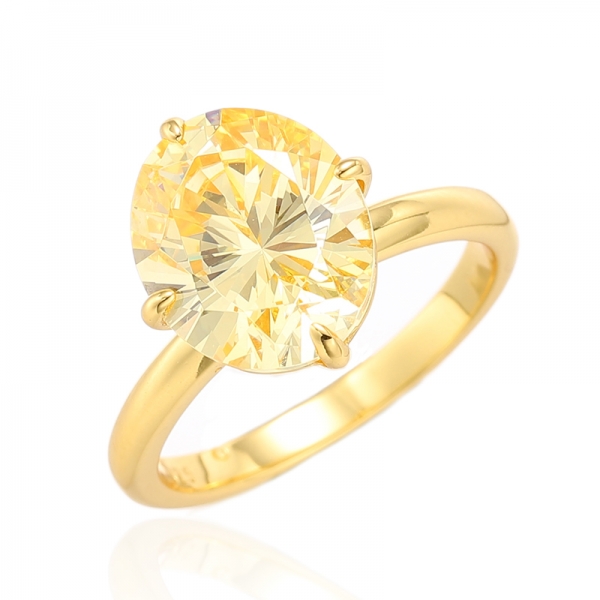 Anneau argenté de Zircon cubique jaune de diamant de forme ovale avec le placage à l'or 
