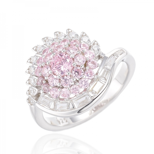 Bague ronde en argent rhodié avec zircon cubique blanc rose et effilé 