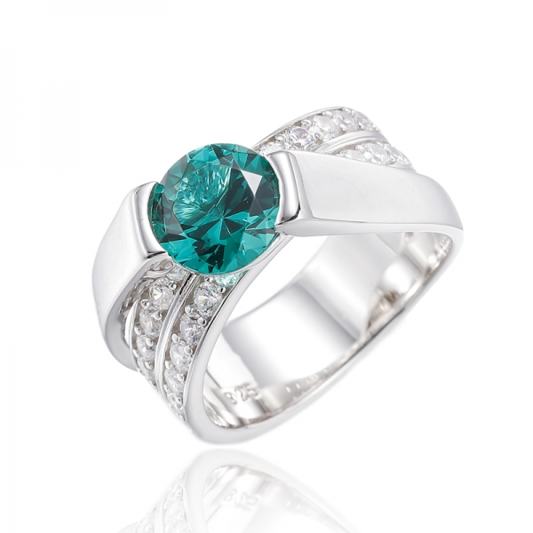 Bague ronde en argent plaqué rhodium avec nano vert et zircon cubique blanc 