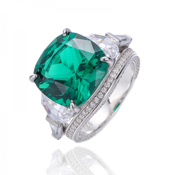 Bague en argent rhodié et Nano vert coussin en forme de demi-lune, Zircon cubique blanc 