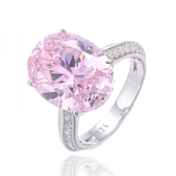 Bague en argent plaqué rhodium avec diamant de forme ovale rose et carré blanc avec zircon cubique 