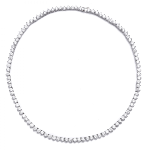 Collier rond en argent plaqué rhodium avec zircon cubique blanc
     