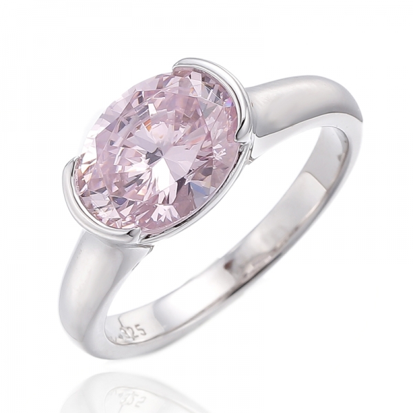 Bague en argent rhodié avec zircon cubique rose et diamant de forme ovale
     