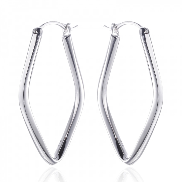 Boucle d'oreille en argent sterling 925 avec placage rhodium
     