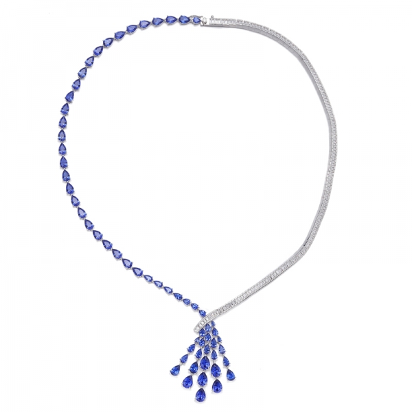 Collier en argent rhodié avec zircon cubique blanc en forme de poire et nano bleu baguette 