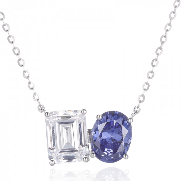 Collier en argent rhodié avec tanzanite et émeraude de forme ovale, zircon cubique blanc 