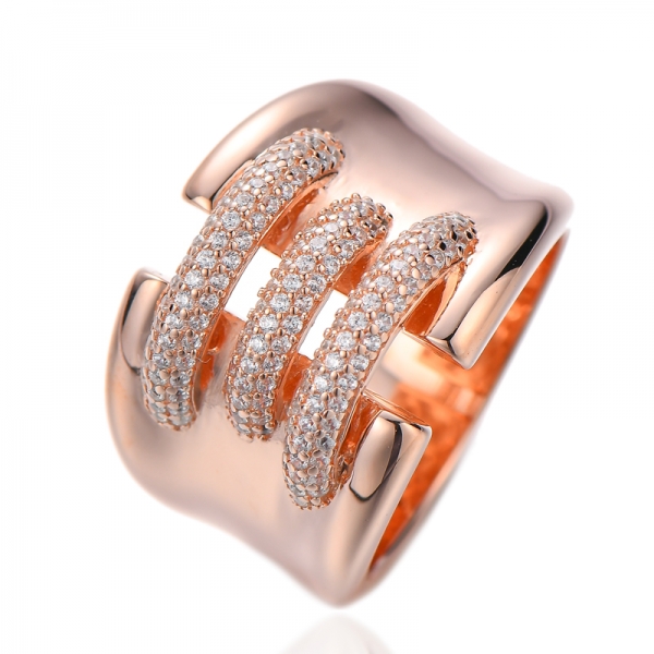 Bague ronde en argent avec zircon cubique blanc et placage en or rose 