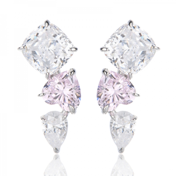 Boucles d'oreilles en argent plaqué rhodium avec diamants roses et zircons cubiques blancs en forme de cœur 