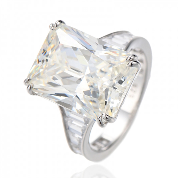 Bague octogonale en argent rhodié avec diamants en forme de G et de bateau et zircone cubique blanc 