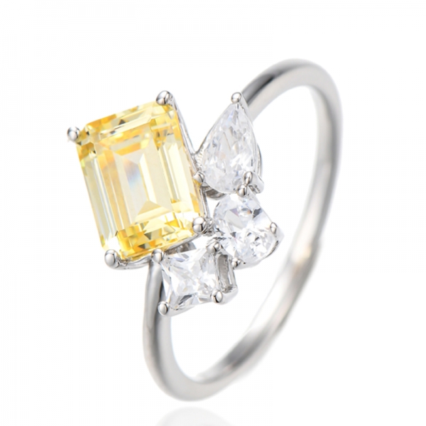 Bague en argent rhodié avec diamant taille émeraude jaune et zircon cubique blanc en forme de poire 