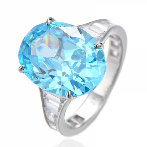Bague en argent rhodié avec nano-aigue-marine ovale et zircon cubique blanc en forme de bateau 