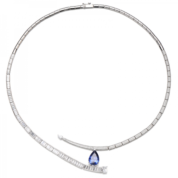 Collier en argent rhodié avec rubis, corindon et émeraude blancs taille poire et zircon cubique 