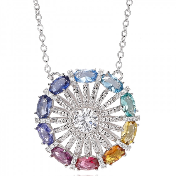 Collier en argent rhodié avec opale de forme ronde et ovale 