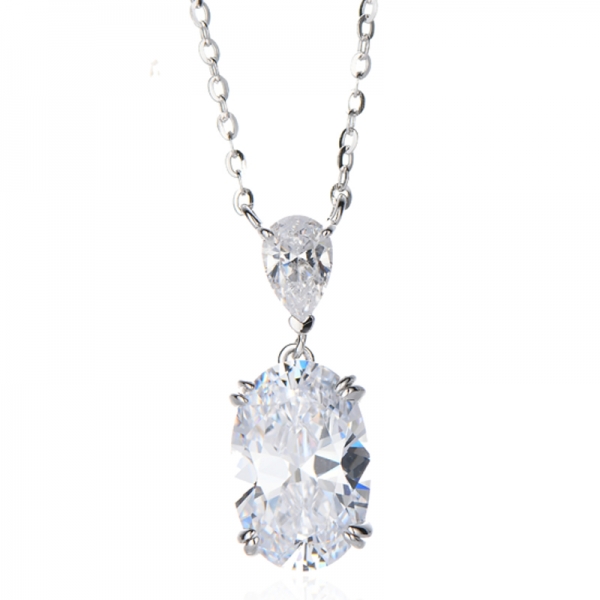 Collier en argent rhodié avec diamants de forme ovale et poire et zircon cubique G 