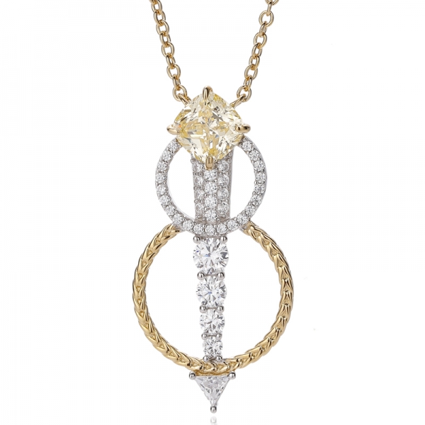 Pendentif en argent plaqué bicolore, orné d'une opale ronde et de zircon cubique blanc de forme coussin. 